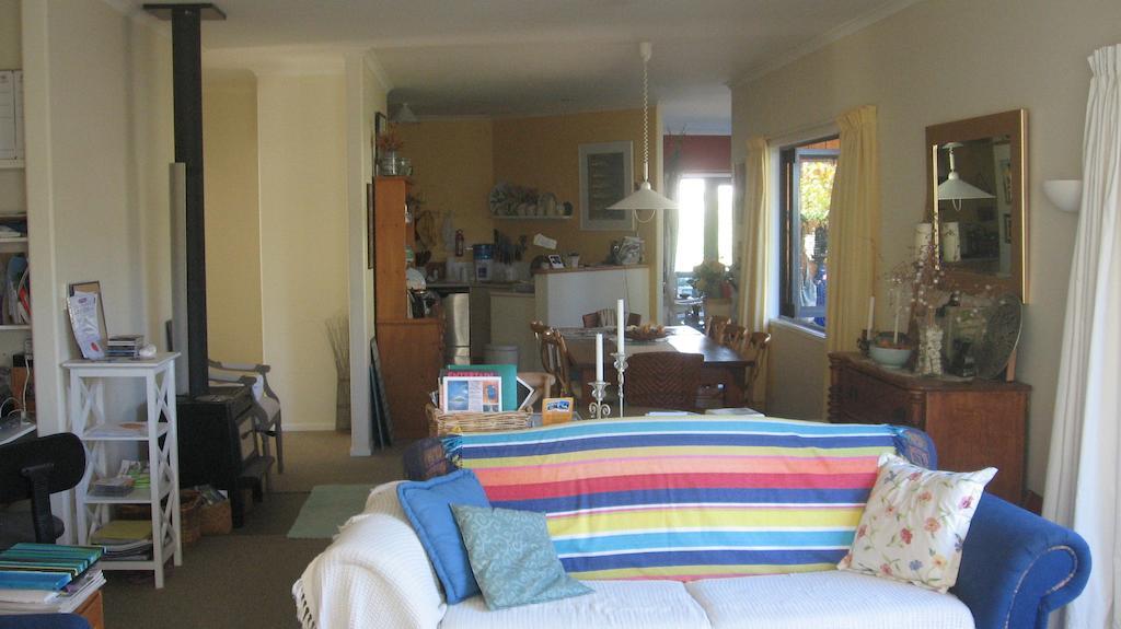 Kotuku Bed & Breakfast Уангамата Экстерьер фото